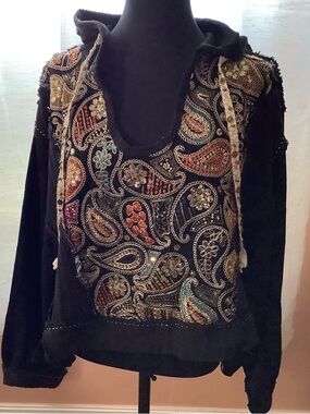 POL Embroidered Black HoodedTop with Orange and Teal Accents/Large